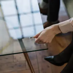 Ile wynoszą alimenty na żonę: minimalne i średnie kwoty w praktyce