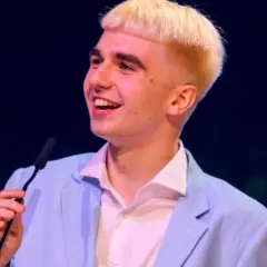 Ile Mata ma lat? Zaskakujące fakty o wieku Michała Matczaka.