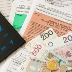 Ile wynosi ulga na niepracującą żonę: sprawdź oszczędności na podatku