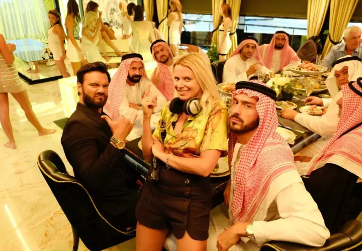 Kim naprawdę jest Emi, bohaterka filmu dziewczyny z Dubaju? Poznaj prawdę!