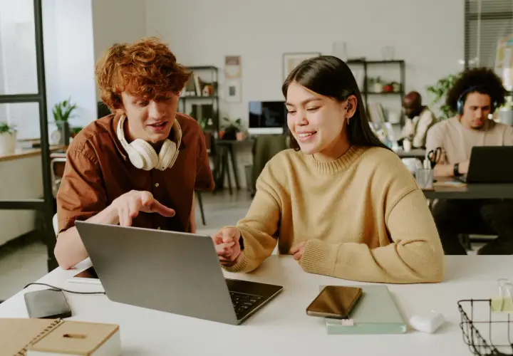 Jak technologia zmienia sposób prowadzenia badań i kształcenia akademickiego?