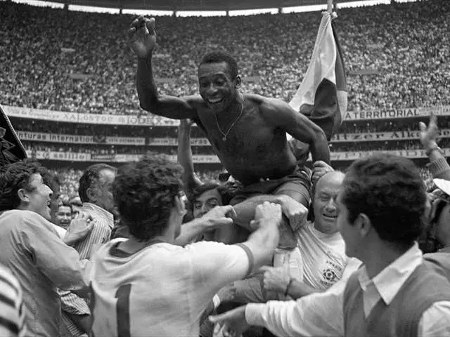 Ile lat ma Pele? Wiek, kariera i najważniejsze fakty o legendzie futbolu