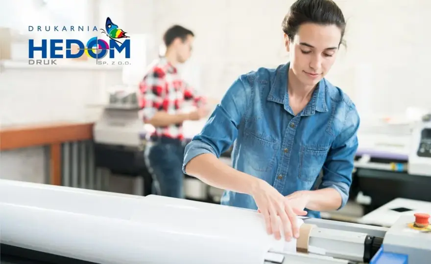 Druk Offsetowy vs Print on Demand: Którą metodę wybrać?