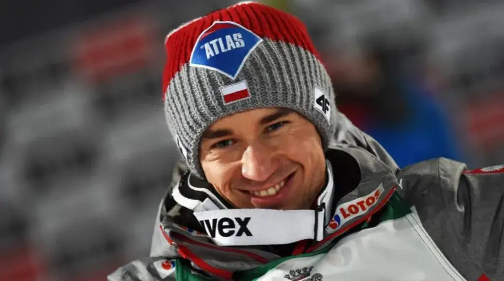 Zdjęcie Ile lat ma Kamil Stoch? Sprawdź, ile skoczek ma lat i jego kariera